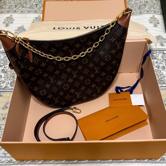 LOUIS VUITTON LOOP HOBO MNG M.REV. - Picture 3 of 15